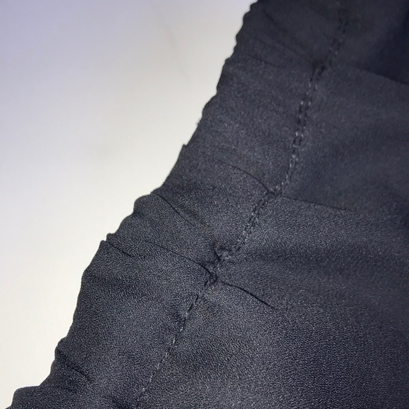 Brandy Melville laced shorts - Picture 3 of 4